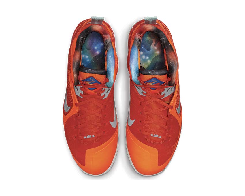 Nike Lebron IX Total Orange detalle — panel naranja total vivo