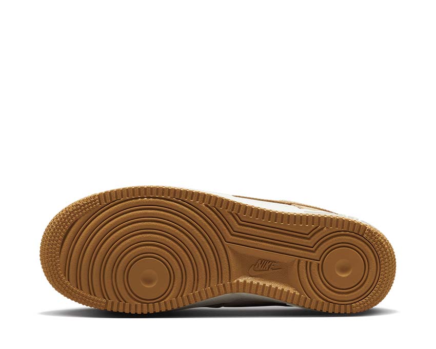 Nike Air Force 1 LXX Vachetta Tan Flax Sail — Drei-Viertel-Ansicht