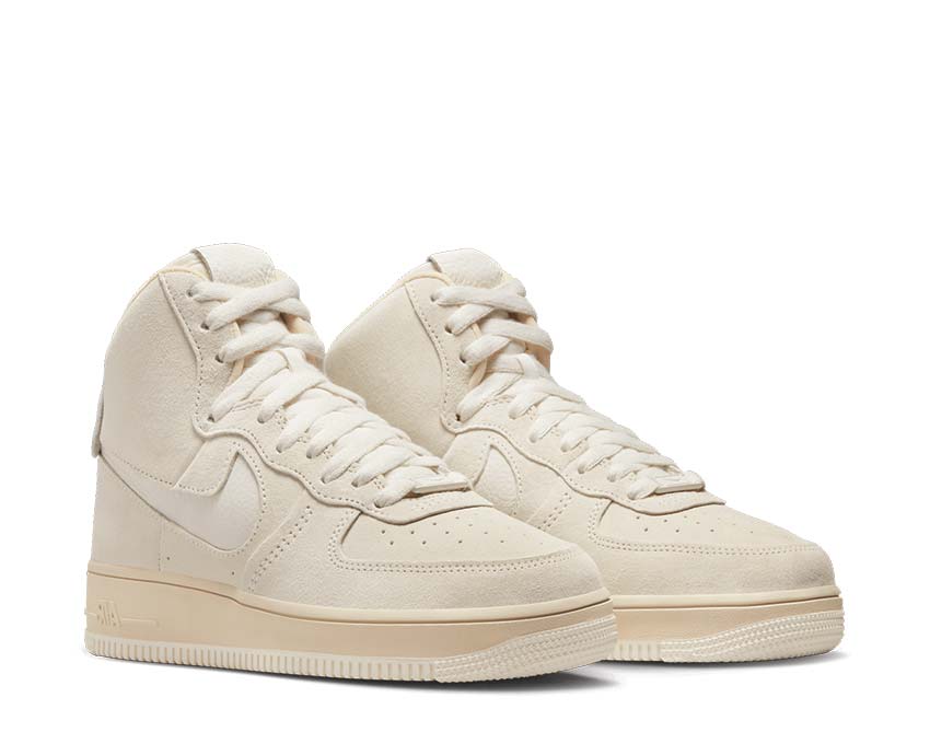 Nike Air Force 1 Sculpt W Sail Phantom Sesame Pure Platinum Seitenansicht — Sculpted-Leder