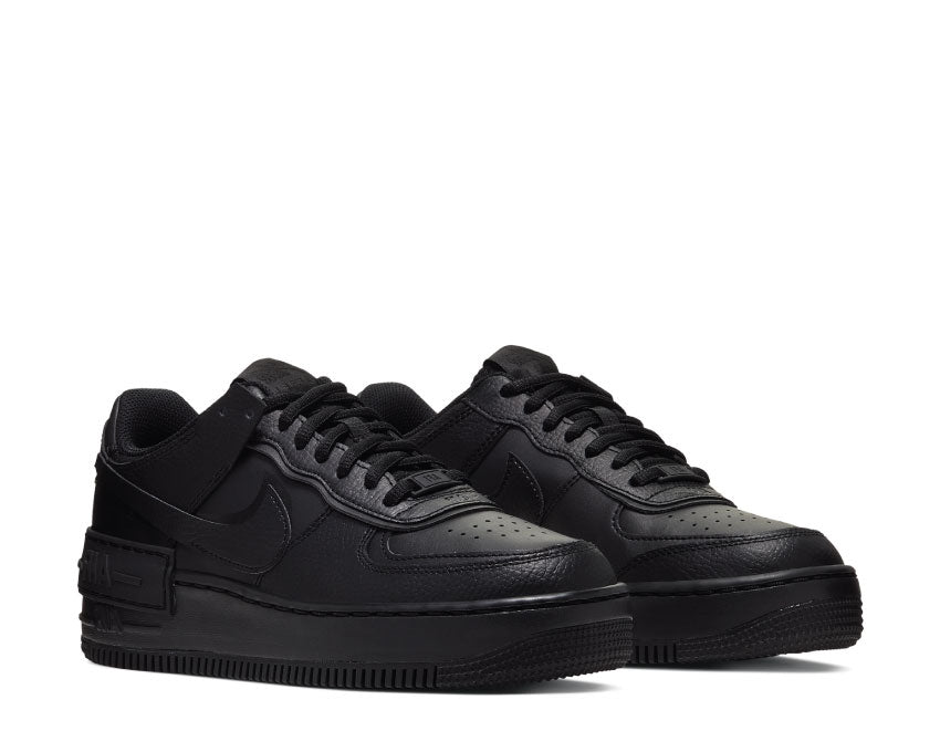 Nike Air Force 1 Shadow Black Seitenansicht — geschichtetes schwarzes Leder Schaft