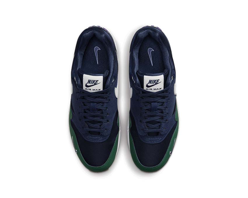 Nike Air Max 1 '87 QS Obsidian White détail — tige cuir navy