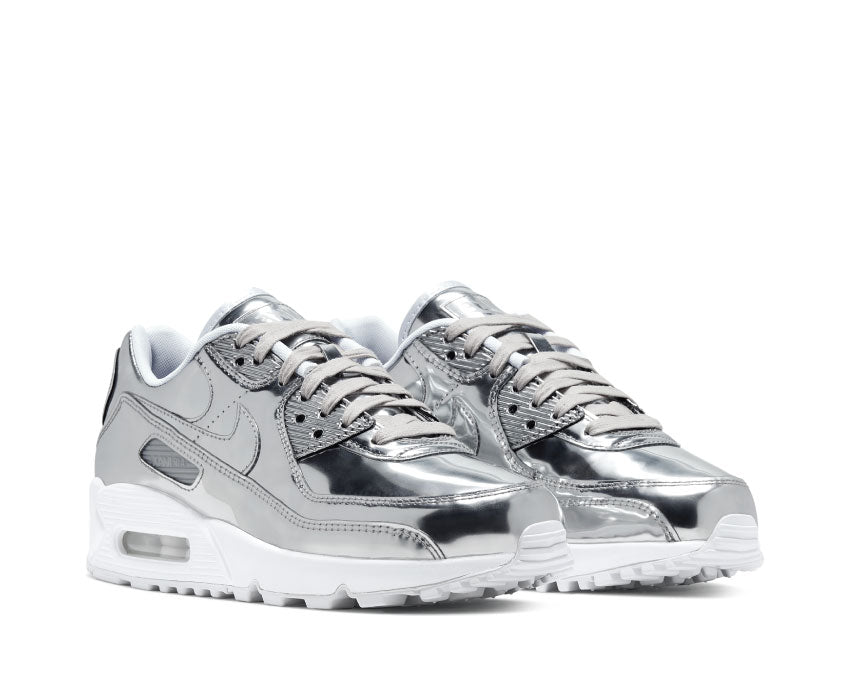 Nike Air Max 90 W SP Metallic Silver Seitenansicht — Mesh und Synthetik