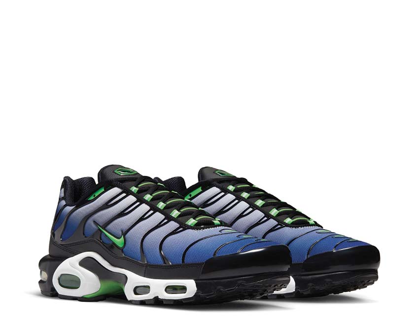 Nike Air Max Plus Black Scream Green vue latérale — mesh gradient