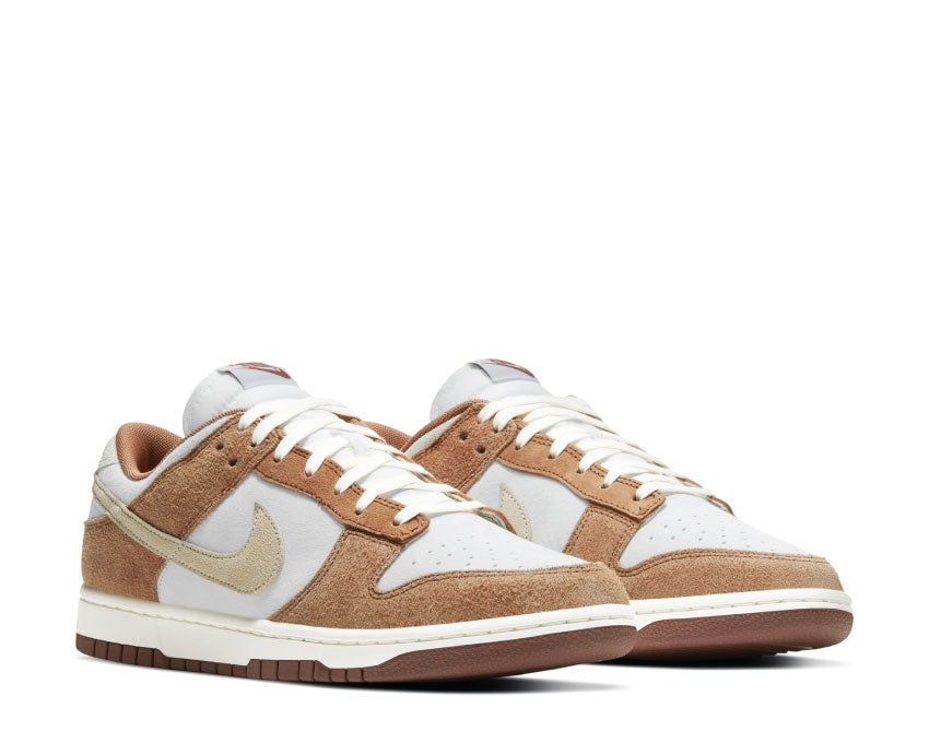 Nike Dunk Low Retro Premium Curry Sail Seitenansicht — fossiles Premium-Leder