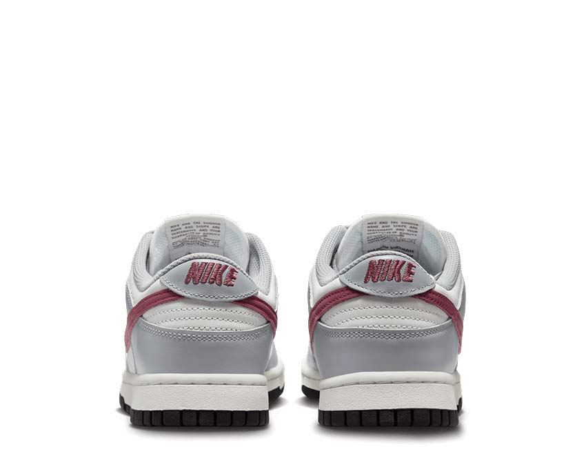 Nike Dunk Low Black White semelle — caoutchouc vulcanisé White
