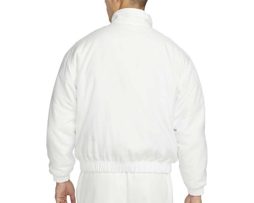 Nike Soloswoosh Satin Bomber Jacket vue de dos — doublure satin premium