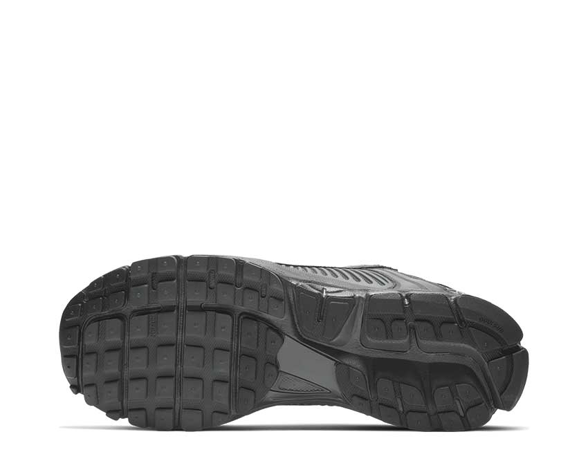Nike Zoom Vomero 5 SP Anthracite — vue arrière coloris sombre