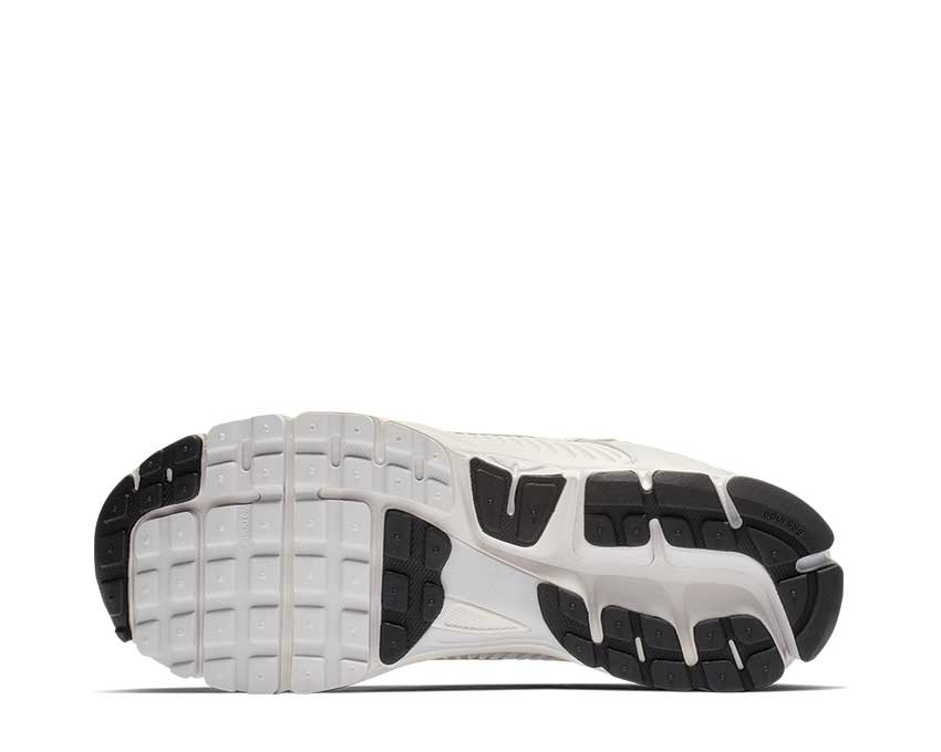 Nike Zoom Vomero 5 SP Vast Grey — vue trois quarts avant