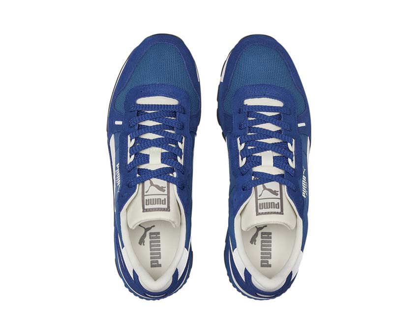 Puma RX 737 Vintage Lake Blue semelle — semelle trail crantée